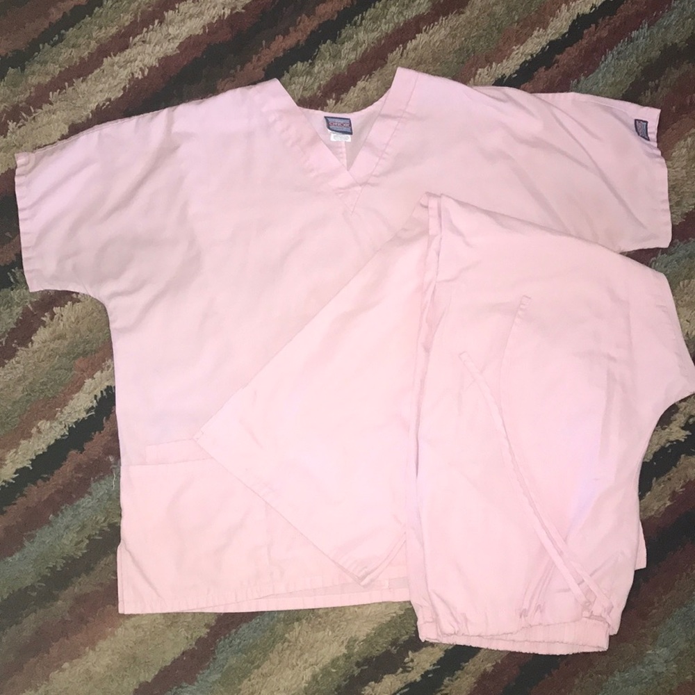 Cherokee Women's scrubs set